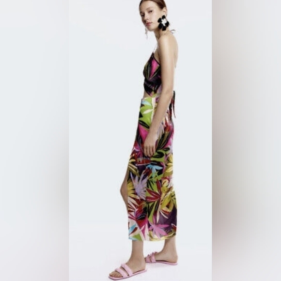ZARA MULTICOLORED TROPICAL PRINT CUT OUT OPEN BACK DRESS SIZE S. - Picture 8 of 16